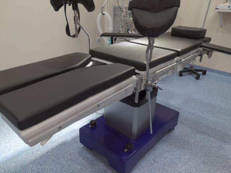 MESA CIRUGIA HOSPITAL 1